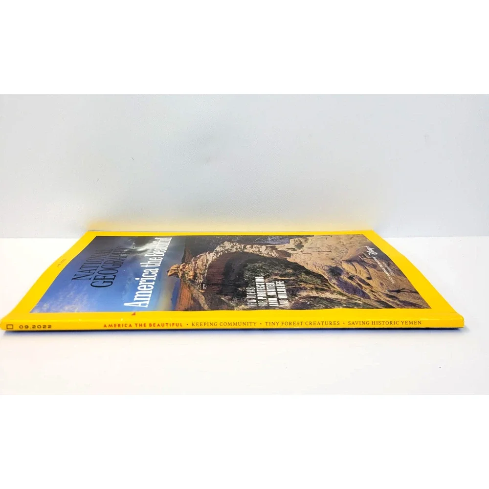 National Geographic Magazine America the Beautiful‎ September 2022 Yellow OS